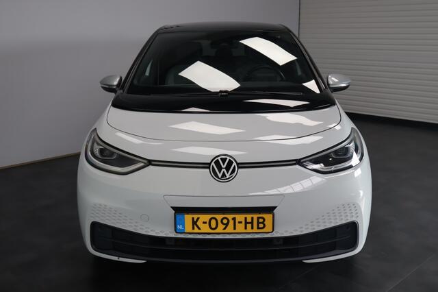 Volkswagen ID.3 First Plus 58 kWh | Trekhaak | Stoelverwarming | Carplay