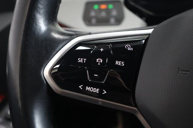 Volkswagen ID.3 First Plus 58 kWh | Trekhaak | Stoelverwarming | Carplay