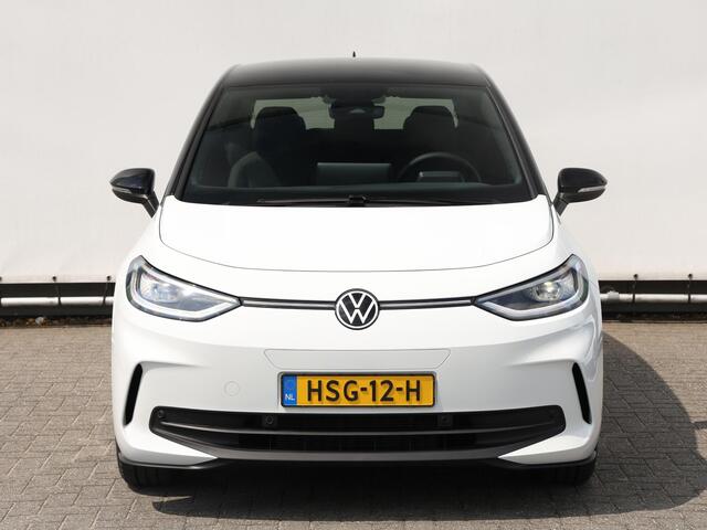 Volkswagen ID.3 Pro 59 kWh | IQ LED matrix | Steunhaak | Stuur en stoelverwarming | Adaptive Cruise Control | Camera