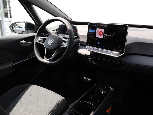 Volkswagen ID.3 Pro 59 kWh | IQ LED matrix | Steunhaak | Stuur en stoelverwarming | Adaptive Cruise Control | Camera