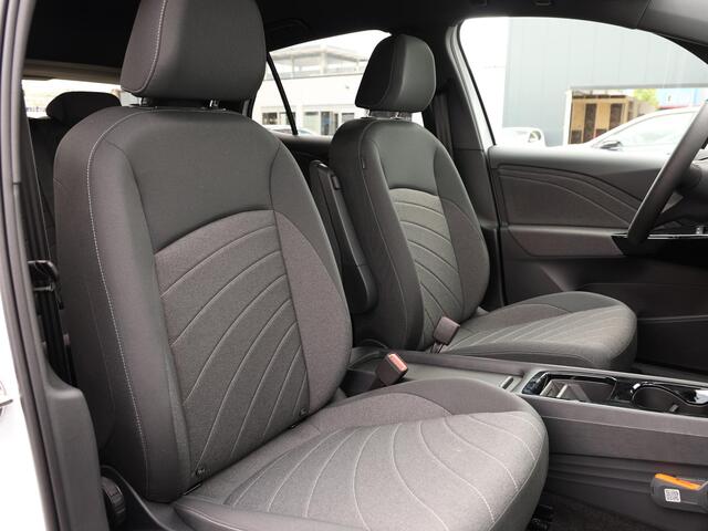 Volkswagen ID.3 Pro 59 kWh | IQ LED matrix | Steunhaak | Stuur en stoelverwarming | Adaptive Cruise Control | Camera