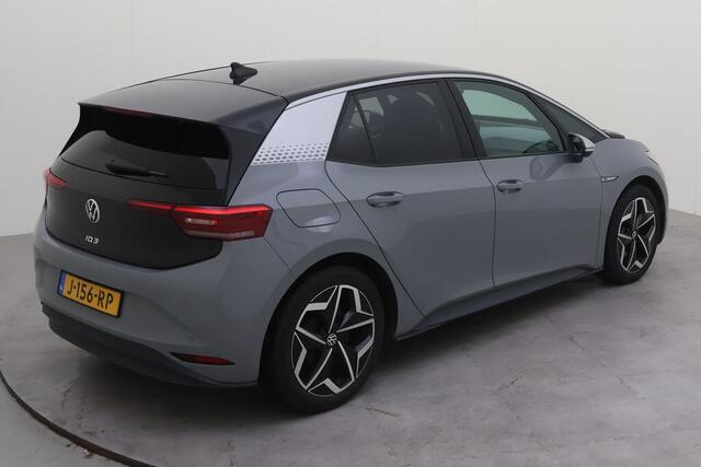 Volkswagen ID.3 First Plus 58 kWh / CAMERA/ LED/ GETINT GLAS/ NAVI/ CLIMA/ 19" LMV