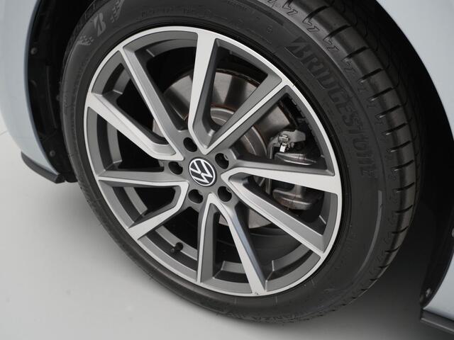 Volkswagen ID.3 Pure Oranje Edition 52 kWh 170pk Navi via app Acc Pdc Clima 245