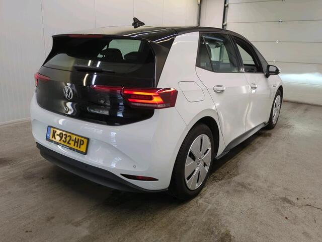Volkswagen ID.3 Pro Life 58 kWh 204pk Navi Carplay PDC VA Full LED Adaptive Cruise Control 204pk 58 kWh Accu!