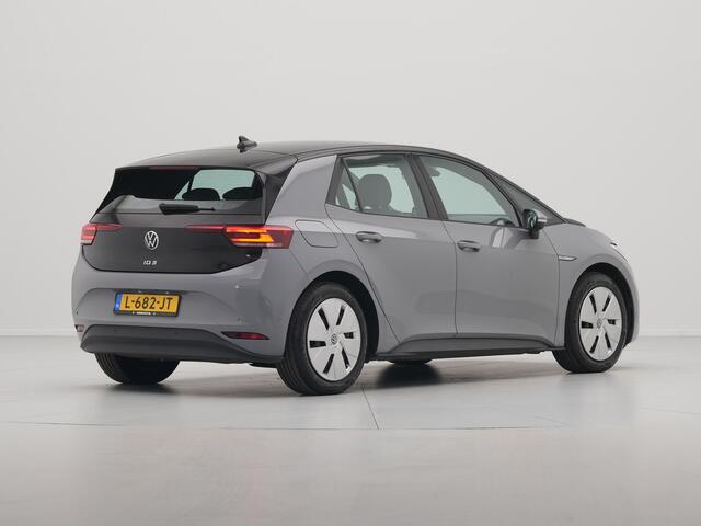 Volkswagen ID.3 Life 58 kWh Navigatie Pdc Acc Carplay Stoel en stuurverwarming
