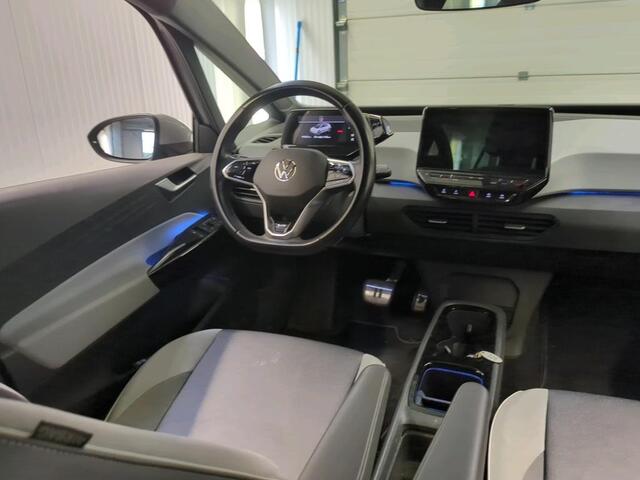 Volkswagen ID.3 First Plus 58 kWh Airco ECC Navi Carplay Adaptive Cruise control 18" LM Velgen Full LED Stoelverwarming PDC VA + Camera