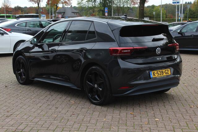 Volkswagen ID.3 First Plus 58 kWh / SOH 92,5% / Camera / Keyless / Matrix LED / Interieurvoorverwarming / 19'' / DAB / 19'' / Navigatie / ACC