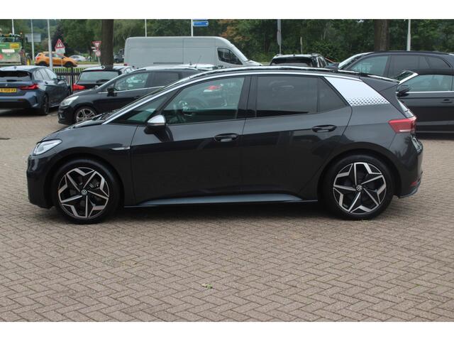 Volkswagen ID.3 First Plus 58 kWh SOH 92,5% / Camera / Keyless / Matrix LED / Interieurvoorverwarming / 19'' / DAB / 19'' / Navigatie / ACC