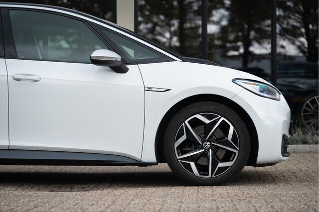 Volkswagen ID.3 First Plus 58 kWh | Navi | Camera | Adapt. Cruise | Stoel- stuurverw. | Apple CarPlay