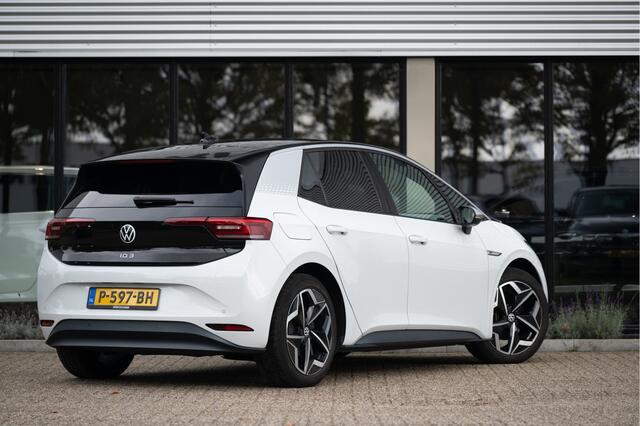 Volkswagen ID.3 First Plus 58 kWh | Navi | Camera | Adapt. Cruise | Stoel- stuurverw. | Apple CarPlay