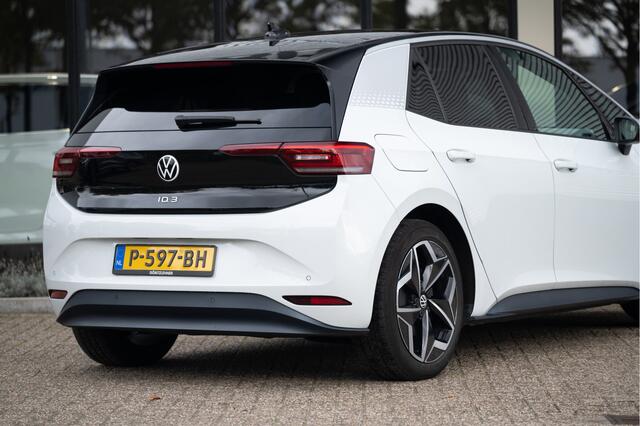Volkswagen ID.3 First Plus 58 kWh | Navi | Camera | Adapt. Cruise | Stoel- stuurverw. | Apple CarPlay