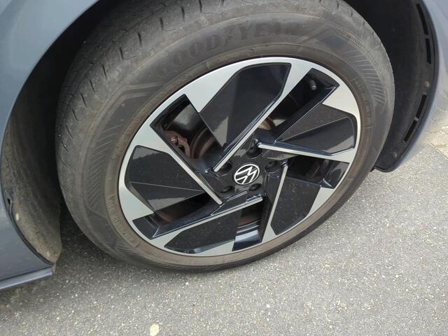 Volkswagen ID.3 Life 58 kWh Led verlichting / Navigatie / Stoelverwarming / App-connect / Parkeersensoren