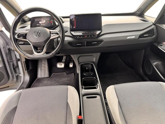 Volkswagen ID.3 First Plus 58 kWh Trekhaak, Camera, SOH 94%
