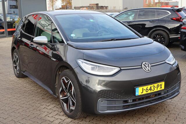 Volkswagen ID.3 First Plus 58 kWh (BTW Auto), 92,3% SOH, Climate control, Camera, Trekhaak, Adaptieve cruise control, BTW Auto