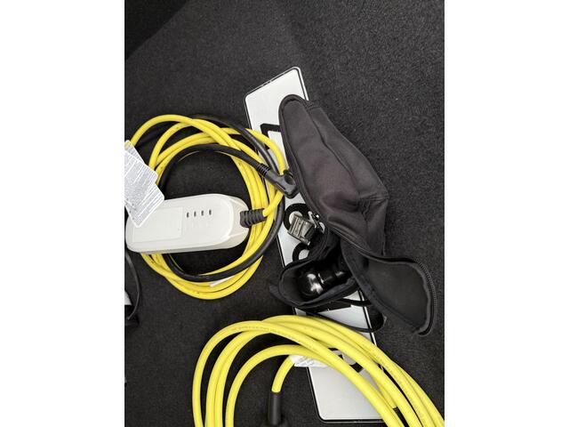 Volkswagen ID.3 PRO PERFORMANCE 58 kWh 204 PK | Warmtepomp | Stoel- & Stuurverwarming | Trekhaak | Adaptieve Cruise Control | Lane Assist