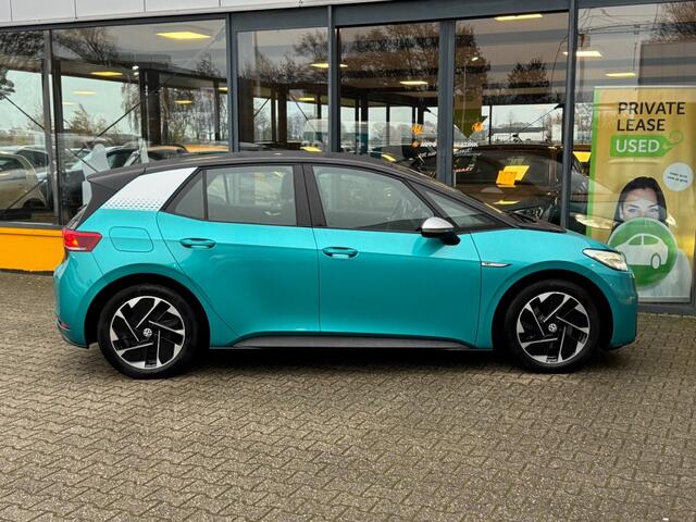 Volkswagen ID.3 First 58 kWh - stoelverwarming - navi - sensoren