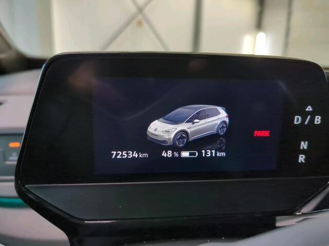 Volkswagen ID.3 Pro 58 kWh Airco ECC Navi Carplay PDC VA+ Camera Full LED Adaptive Cruise Control 18" LM Velgen Stoel/Stuurwielverwarming