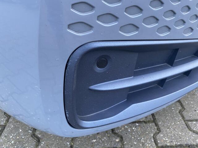 Volkswagen ID.3 First Plus 58 kWh Stoelverwarming, Adaptieve Cruise & App-Connect Camera