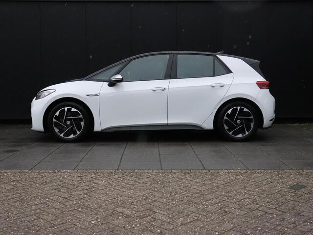 Volkswagen ID.3 First 58 kWh | PDC | CRUISE | NAVI | APPLE CARPLAY | STOEL/STUURVERW. |