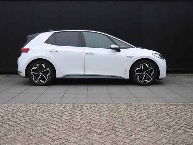 Volkswagen ID.3 First Plus 58 kWh | CAMERA | CRUISE | NAVI | APPLE CARPLAY | STOEL/STUURVERW. |