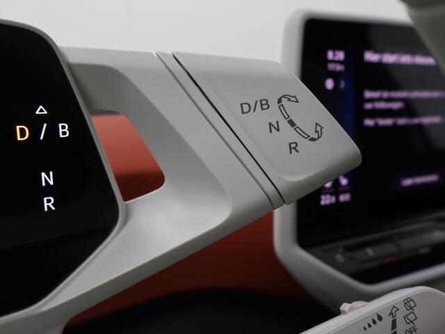 Volkswagen ID.3 First Plus 58 kWh | 204 PK | Automaat | SoH 91% | Stoelverwarming | Afneembare trekhaak | LED Matrix | 20'' LM velgen |