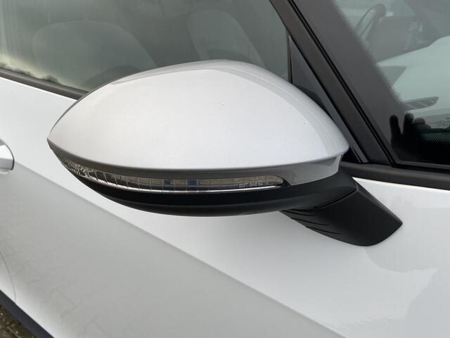 Volkswagen ID.3 First Plus 58 kWh Camera, Adaptive Cruise Control & App-Connect