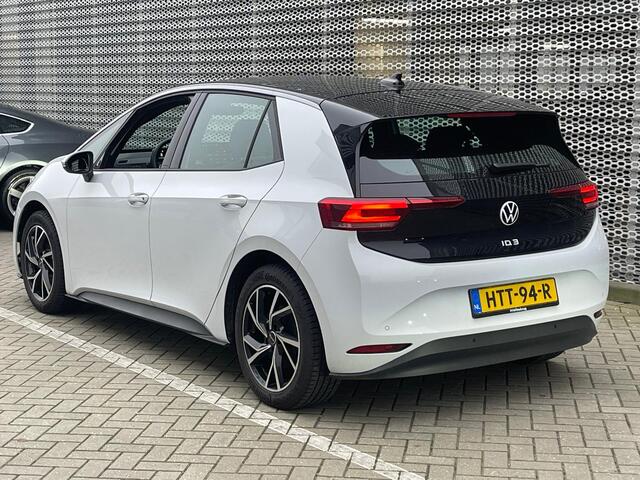 Volkswagen ID.3 Pure 170PK 52 kWh / Parkeersensoren / Stoelverwarming / 18'' LMV / VW