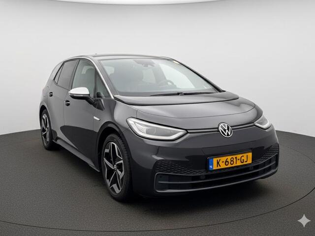Volkswagen ID.3 First Plus 58 kWh 204PK | Climate control | Achteruitrijcamera | Stoelverwarming |