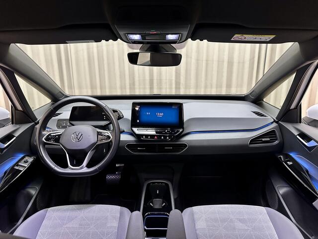 Volkswagen ID.3 Life 58 kWh *204 PK* Stoel/Stuurverwarming / Apple Carplay / Adaptive Cruise / LED / PDC / Ambiance Lighting / Org.NL!
