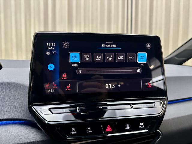 Volkswagen ID.3 Life 58 kWh *204 PK* Stoel/Stuurverwarming / Apple Carplay / Adaptive Cruise / LED / PDC / Ambiance Lighting / Org.NL!