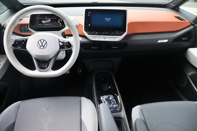 Volkswagen ID.3 First Plus 58 kWh | Trekhaak | Camera | Stoel Verwarming