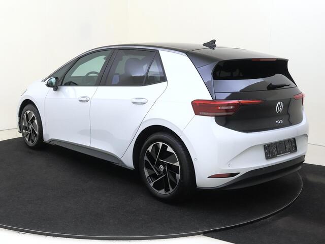 Volkswagen ID.3 Pro Business | Achterlichten LED, luxe uitgevoerd incl. dynamische knipperlichten | Airconditioning automatisch, 2-zone (Climatronic) | Buitenspiegels elektrisch instel-, verwarm- en inklapbaar