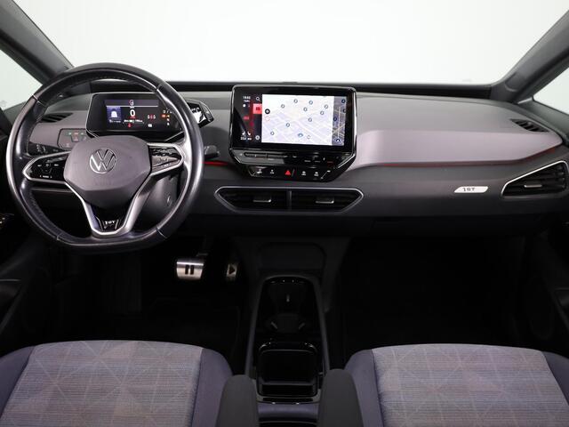 Volkswagen ID.3 First 58 kWh 204 PK | Navigatie | Parkeersensoren | Stoelverwarming | Apple car play / android auto