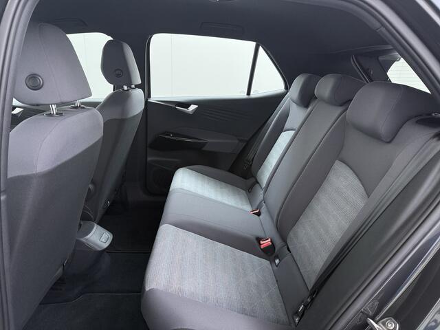 Volkswagen ID.3 Pro 58kWh Apple Carplay Android Adap.Cruise App-Connect SOH 92% Navi Ecc Pdc-a+v Voorklimatisering Stoelverwarming Bordherkenning Lane-Assist Lmv Led Rijstrooksensor Origineel Nederlandse Auto 1e eigenaar