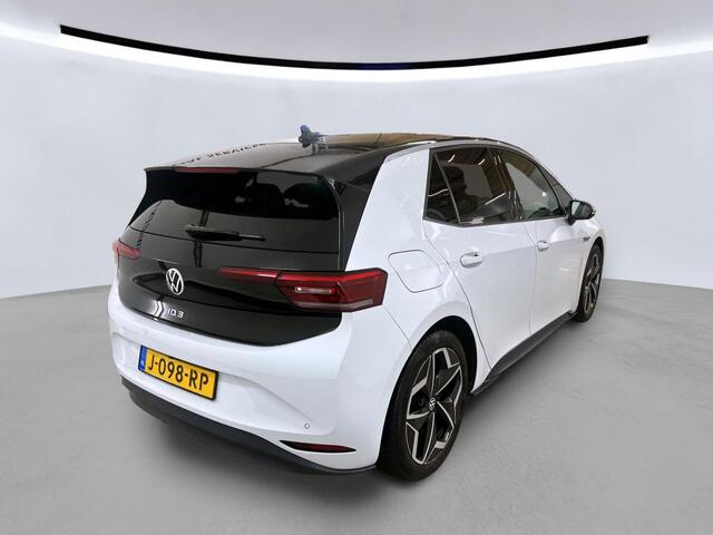 Volkswagen ID.3 First Plus 58 kWh / CAMERA/ PARK. SENSOREN/ IQ. LIGHT/ DIGITAL DASHBOARD/ APP CONNECT/ BLUETOOTH/ NAVI/ CLIMA/ 19" LMV
