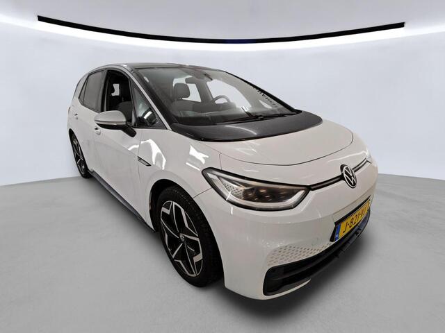 Volkswagen ID.3 First Plus 58 kWh / IQ Light / PDC / 19 Inch