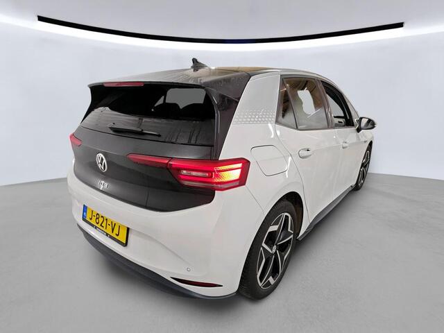 Volkswagen ID.3 First Plus 58 kWh / IQ Light / PDC / 19 Inch
