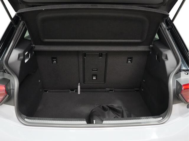 Volkswagen ID.3 First Plus 58 kWh Camera Navigatie Stoel/Stuurverwarming Carplay