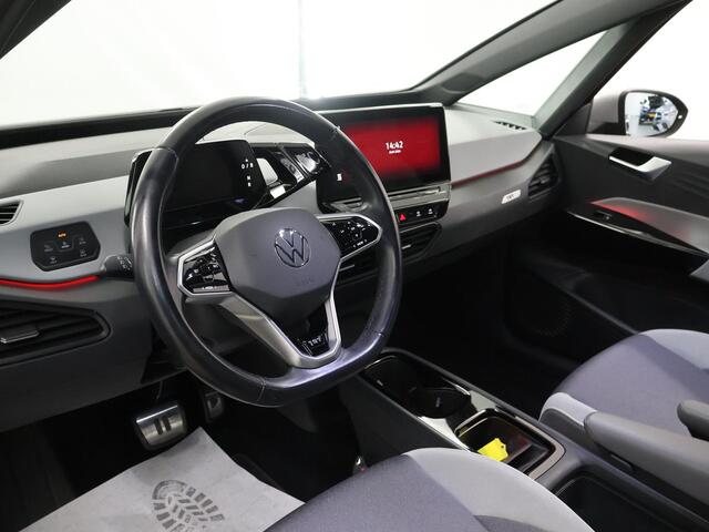 Volkswagen ID.3 First Plus 58 kWh | SOH 94% | Adaptieve Cruise Control | Stuur/Stoelverwarming | Rijassistentie-Pakket | Navigatie Discover Pro | IQ Light | Apple CarPlay/Android Auto | Camera |
