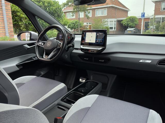 Volkswagen ID.3 FIRST PLUS 58 kWh AUTOM. NAVI CAMERA IQ-DRIVE APPLE-CARPLAY LED 20''LMV PDC