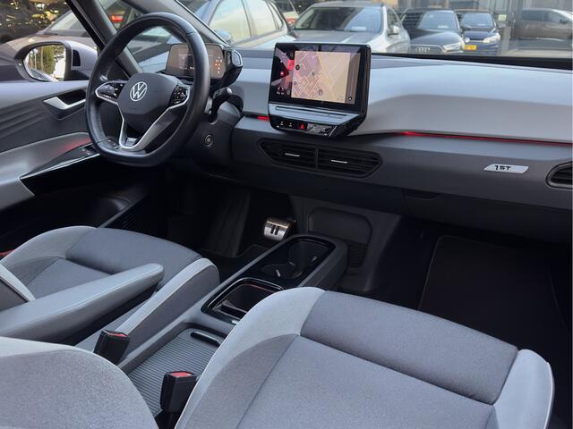 Volkswagen ID.3 First Max 58 kWh PANODAK NAVI CAMERA APPLE-CARPLAY LED LMV-20INCHE PDC