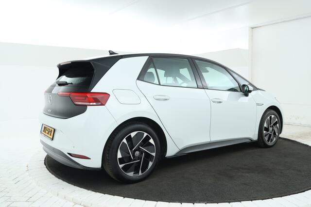Volkswagen ID.3 Pro 58 kWh Zwart dak, apple carplay, climate
