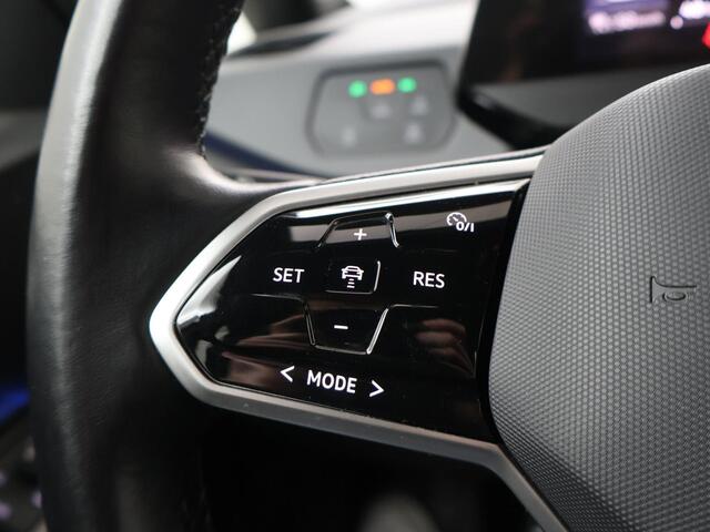 Volkswagen ID.3 Life 58 kWh | 204 PK | Climate control | Adaptive cruise control | Navigatiesysteem |