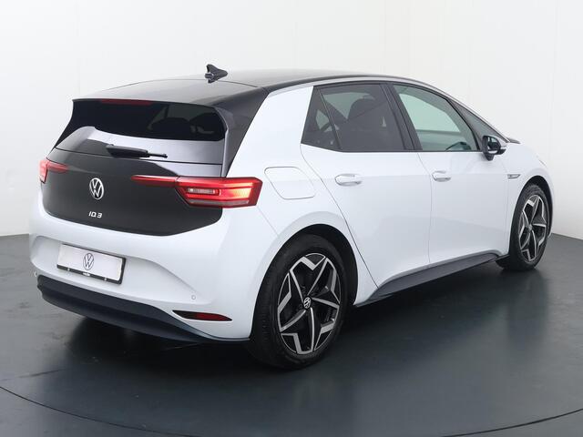 Volkswagen ID.3 First Plus 58 kWh | 204 PK | Adaptive cruise control | Navigatiesysteem | Matrix LED koplampen | Parkeersensoren |