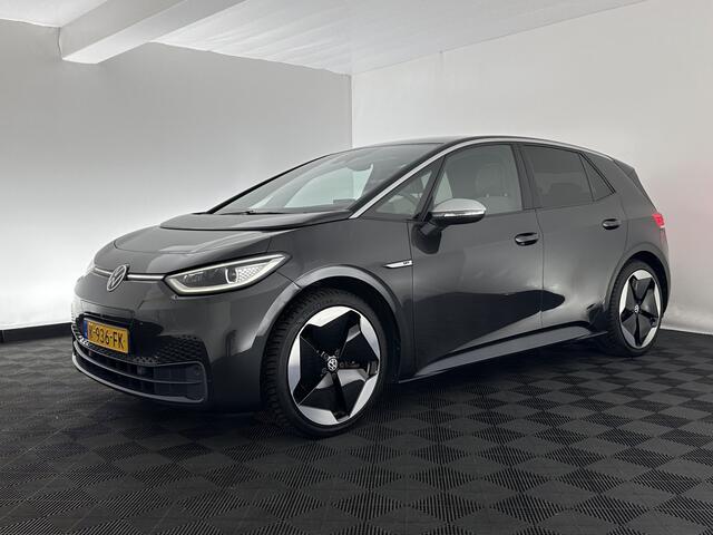 Volkswagen ID.3 First Max 58 kWh [ 3-Fase ] {SOH-87%} (INCL.BTW) *PANO | HEAD-UP | ADAPTIVE-CRUISE | FULL-LED | BLINDSPOT | CAMERA | KEYLESS | MICROFIBRE | AMBIENTLIGHT | NAVI-FULLMAP | DAB+ | ECC | HEATED-SPORTSEATS | DIGI-COCKPIT | 20"ALU*