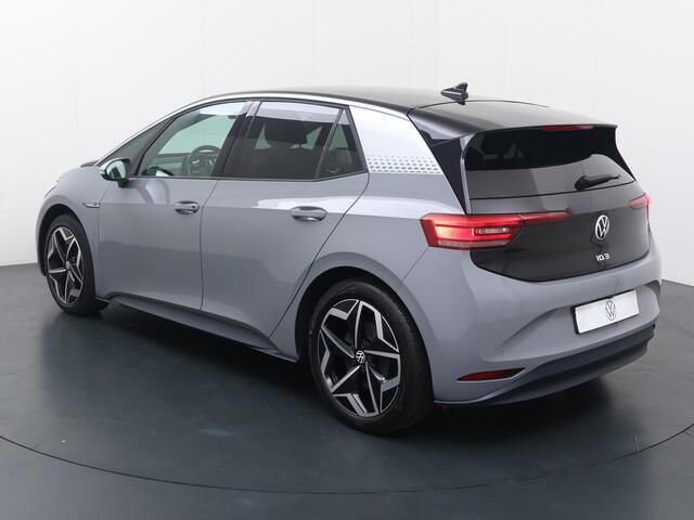 Volkswagen ID.3 First Plus 58 kWh | 204 PK | SoH 87% | Trekhaak | Achteruitrijcamera | Navigatiesysteem | Adaptive cruise control |
