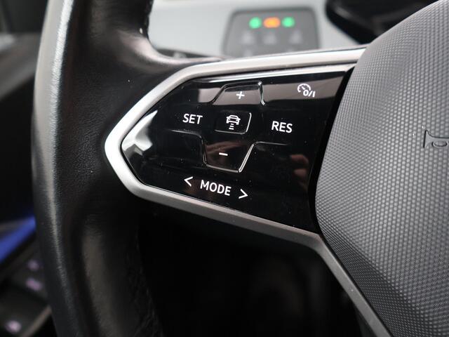 Volkswagen ID.3 First Plus 58 kWh | 204 PK | SoH 87% | Trekhaak | Achteruitrijcamera | Navigatiesysteem | Adaptive cruise control |