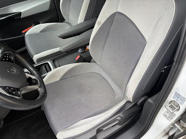 Volkswagen ID.3 First Plus 58 kWh / AUTOMAAT / NAVI / INCL BTW