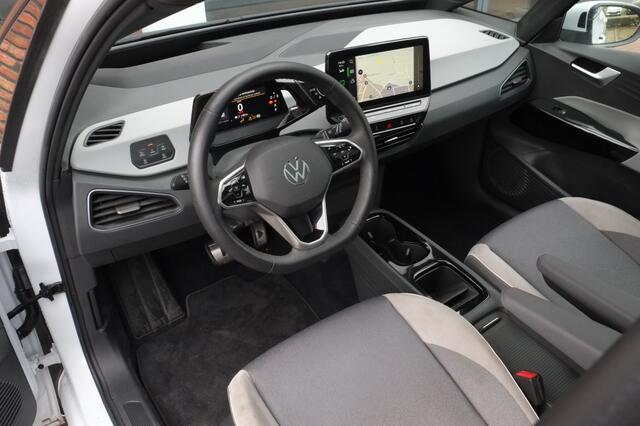 Volkswagen ID.3 Pro 58 kWh, Panoramadak, Head-up, Achteruitrijcamera