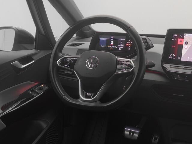 Volkswagen ID.3 First Plus 58 kWh | CAMERA | ADAPTIVE | STOEL- EN STUURVERW. | TREKHAAK